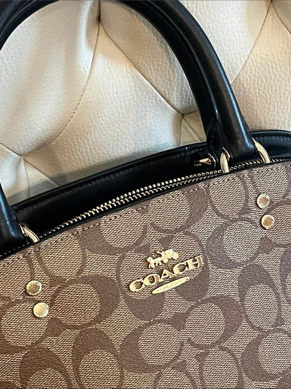 Coach Brown Signature Leather Satchel Rust Side Panels crossbody  Eye Catching